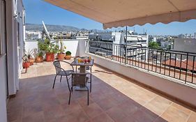 Rooftop Apartment With Great Veranda